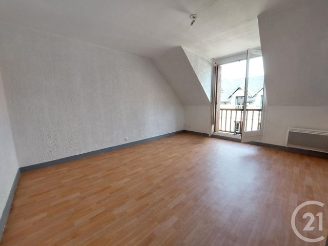 Appartement F2 à louer ST ARNOULT EN YVELINES