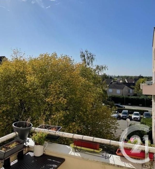 Appartement Duplex à vendre - 3 pièces - 68 m2 - Les Ulis - 91 - ILE-DE-FRANCE