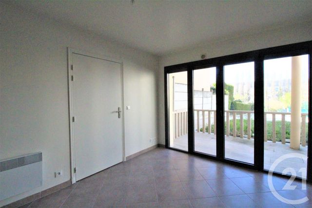 Appartement F2 à louer - 2 pièces - 31,86 m2 - Villebon Sur Yvette - 91 - ILE-DE-FRANCE